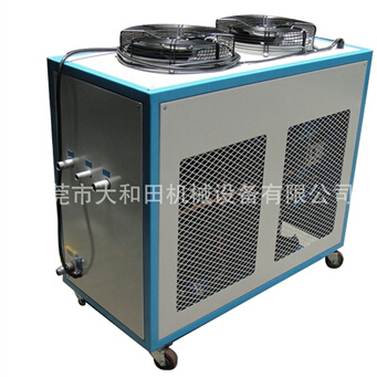 【小型冷水機】瞬間冷卻不等待！