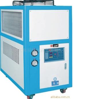 【工業(yè)冷油機(jī)】防止油溫變化對機(jī)械影響